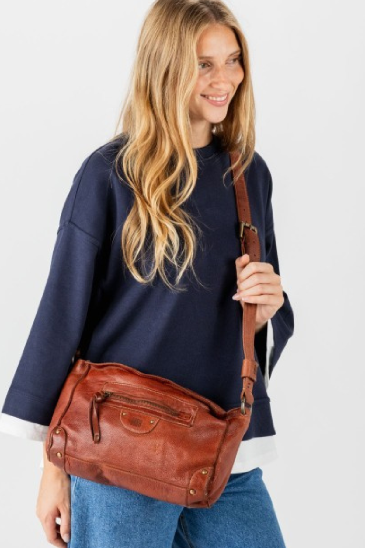 Sac bandoulière cuir Biba Alaska – Sac porté croisé en cuir de vachette lavé