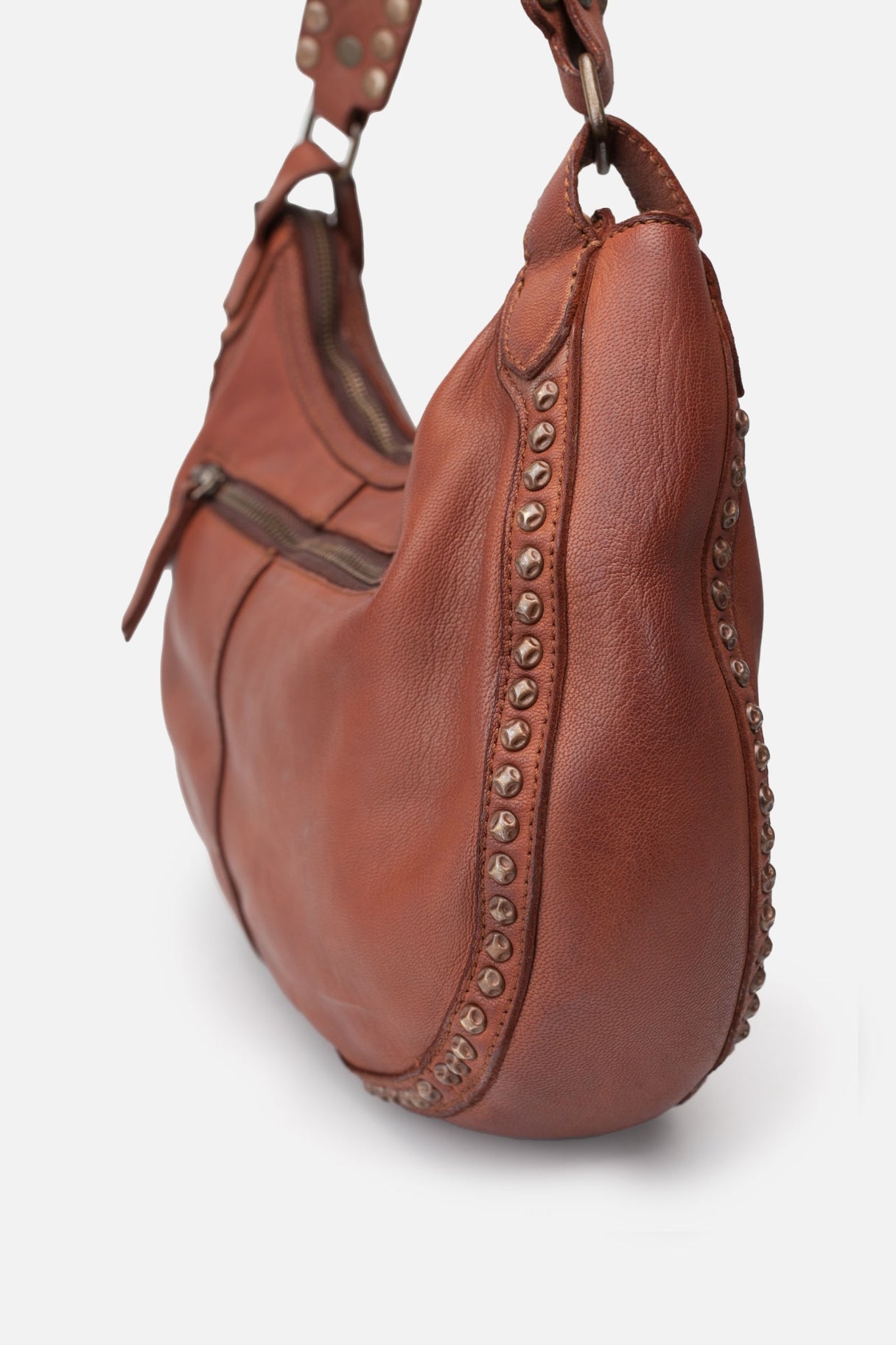 BIBA - Sac à main en cuir de couleur cuero avec clous décoratifs - Nappa