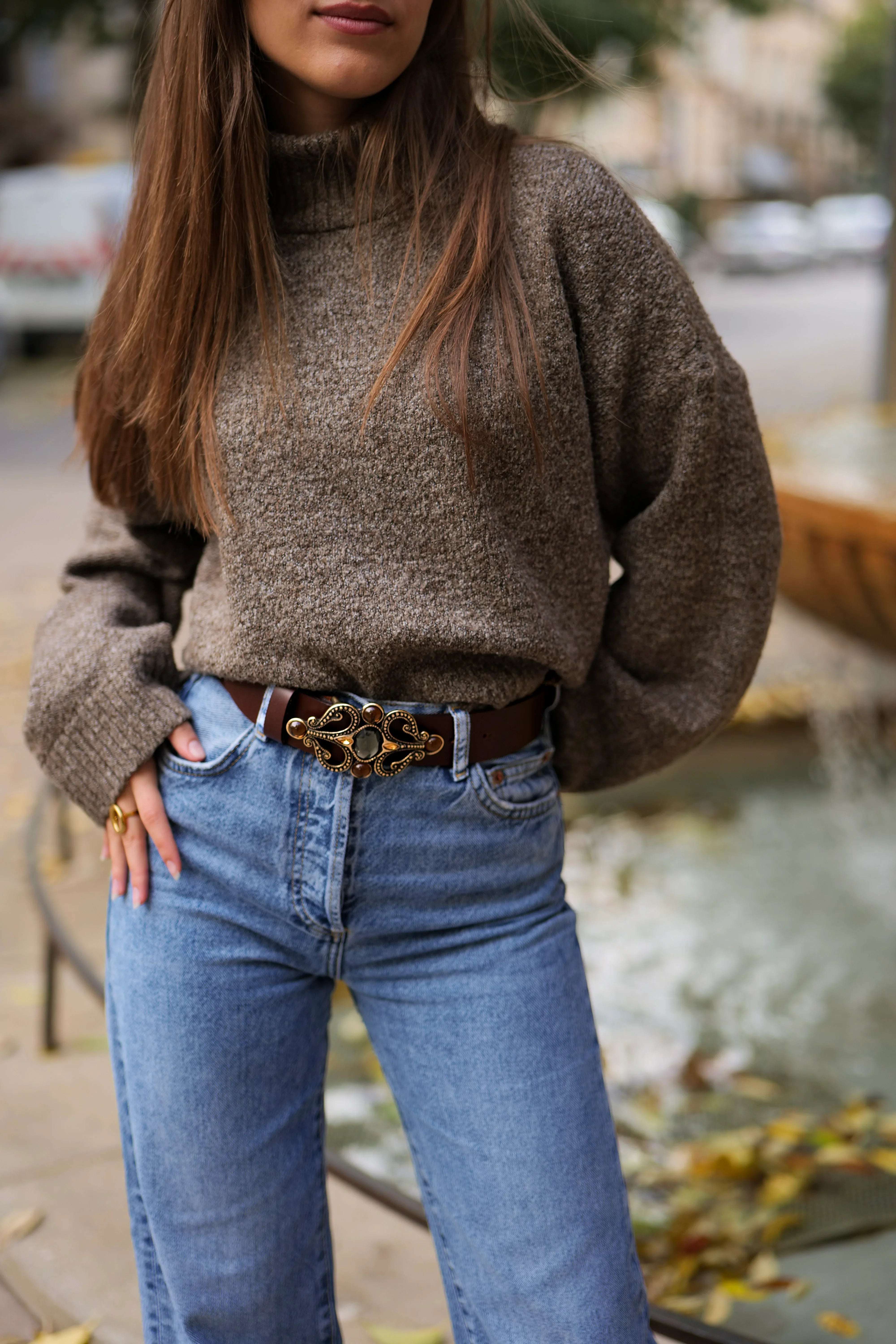 Ceinture femme en cuir marron avec boucle bijoux arabesque – Fabrication française