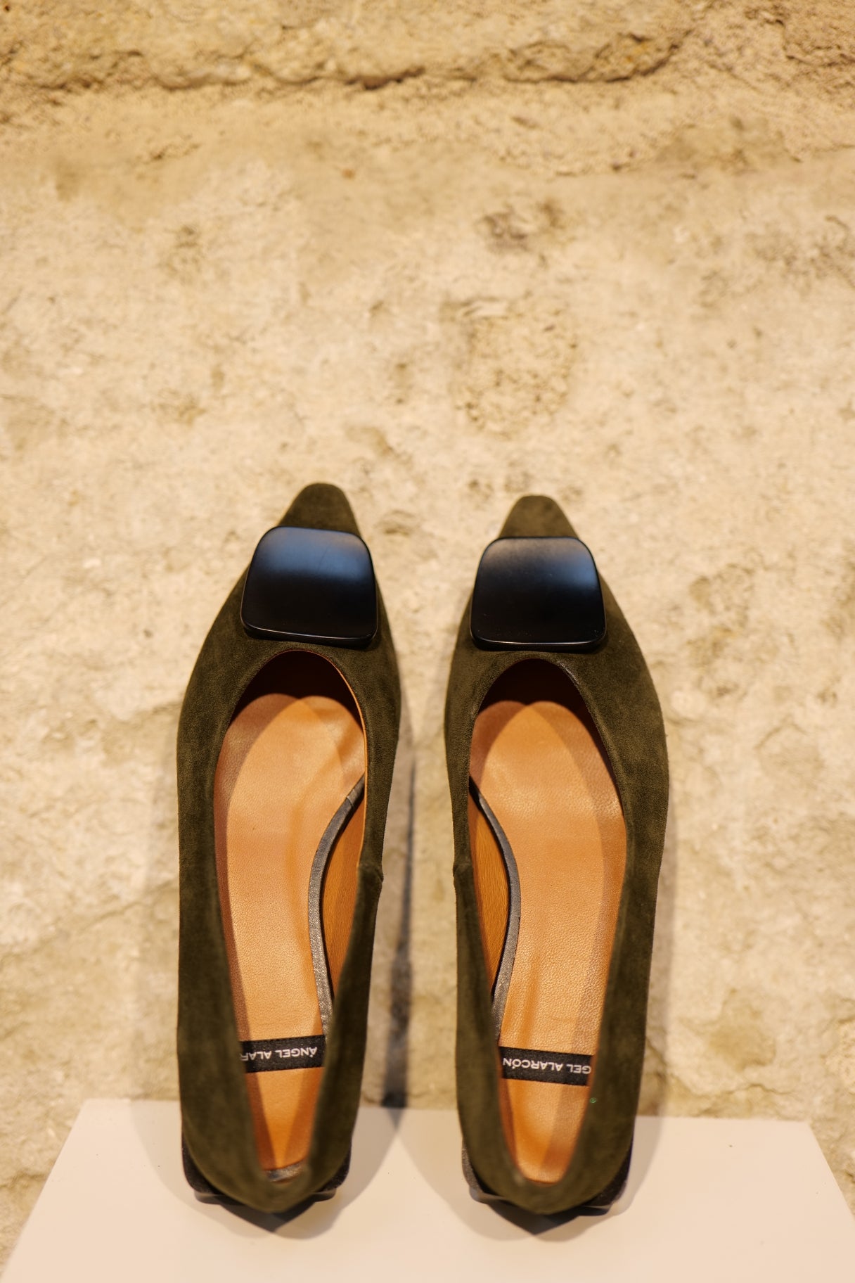 Ballerines pointues daim kaki Angel Alarcon