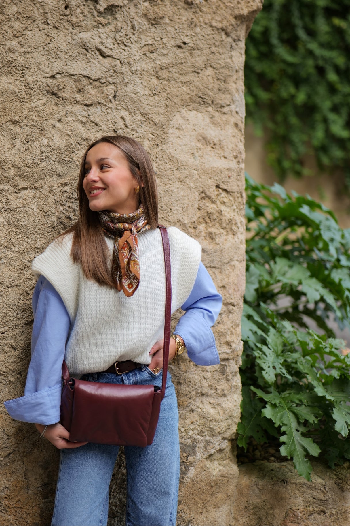 Besace en cuir ultra souple bordeaux