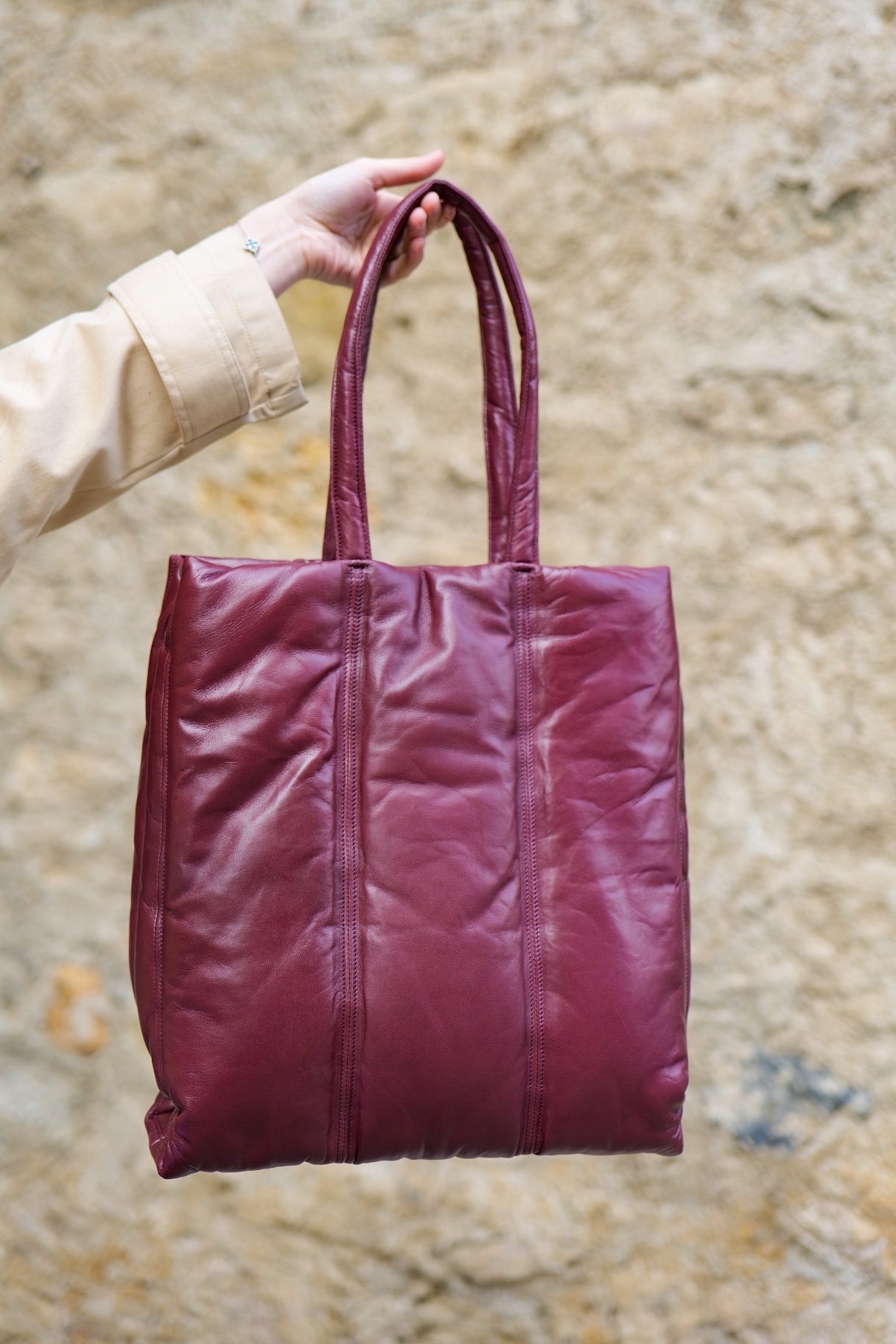 Sac cabas en cuir souple coutures