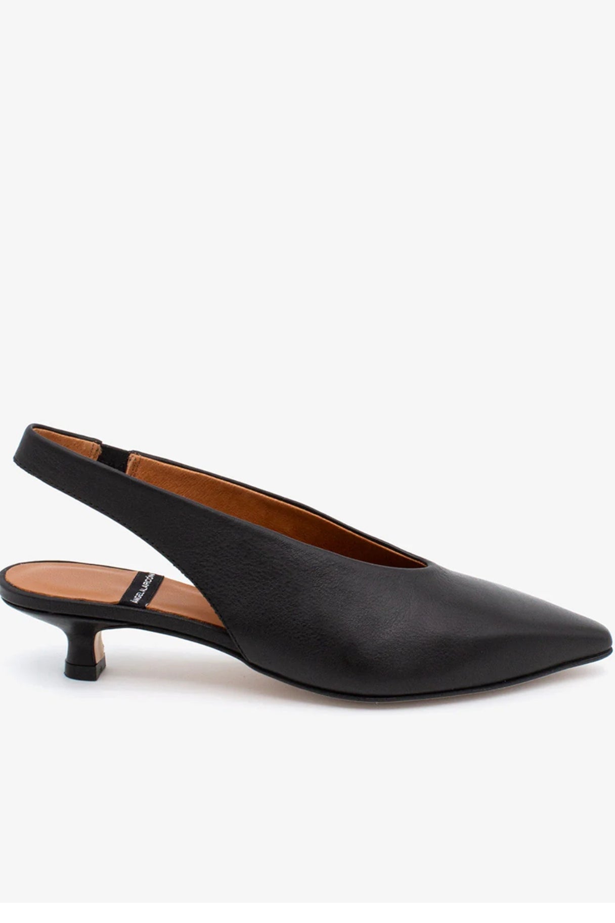 Escarpins Sonia de profil avec talon bas 3,5 cm en cuir noir
