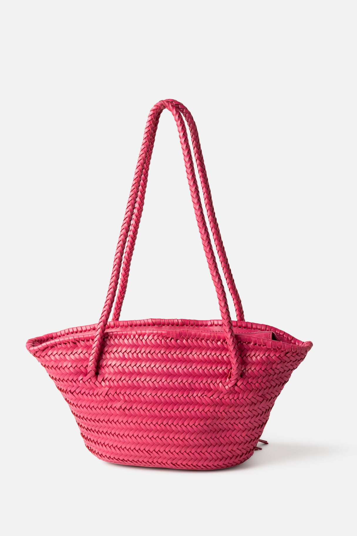 Panier BIBA en cuir tressé rose fuchsia vue arrière, modèle évasé tendance