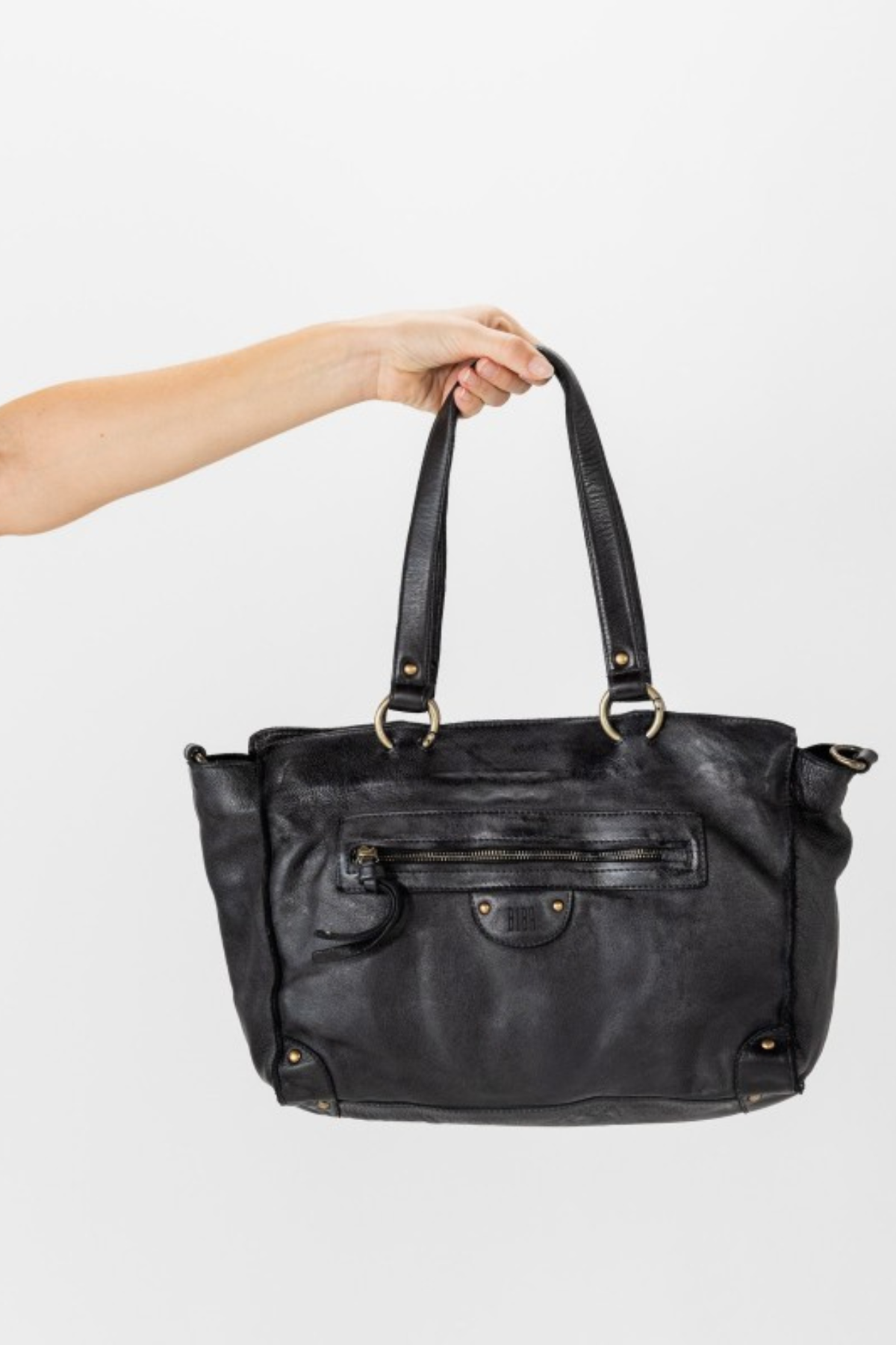 Sac cabas en cuir noir Biba Alaska, cuir de vachette lavé, vue de face