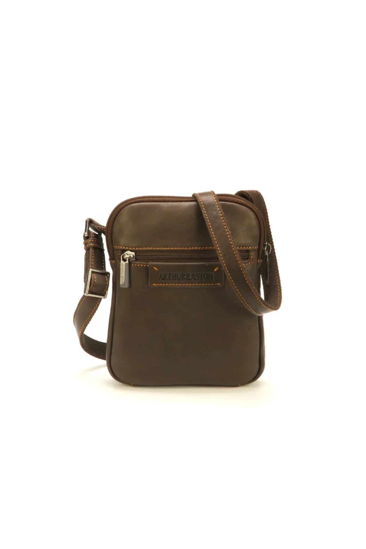 Vue de face avec sac Johany Arthur & Aston