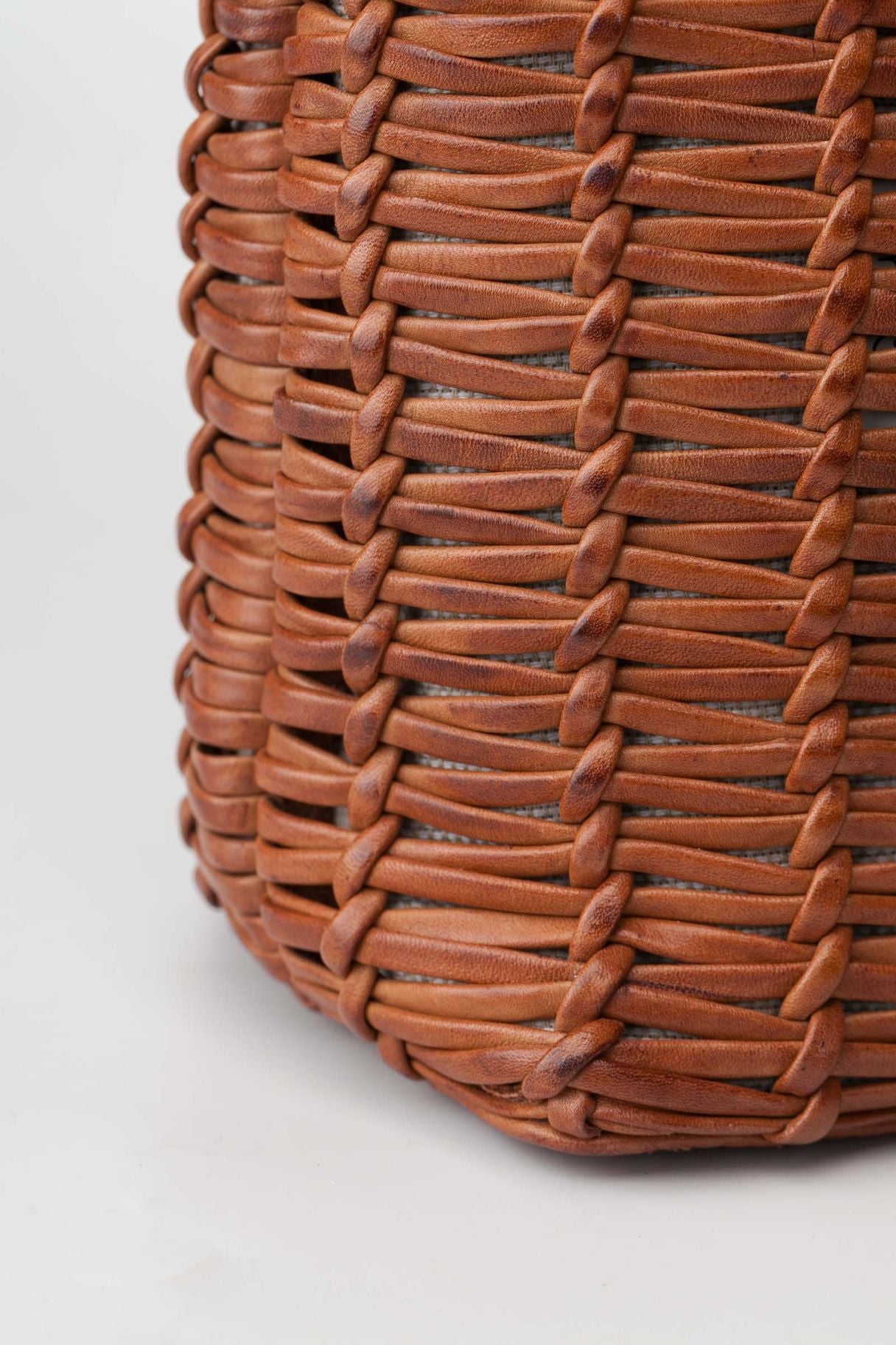 Panier en cuir tressé - Nappa maroquinerie