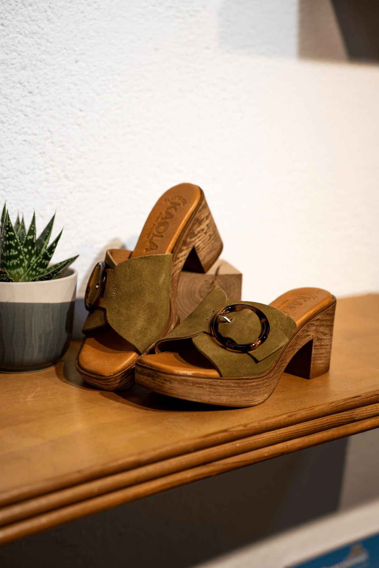 Mules compensées seventies - Kaola 948 Kaki | Collection estivale - Nappa Maroquinerie