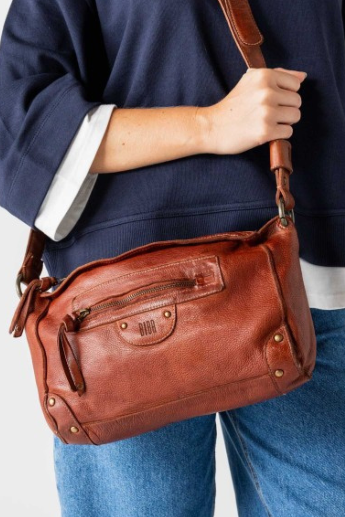 Sac bandoulière cuir Biba Alaska – Sac porté croisé en cuir de vachette lavé