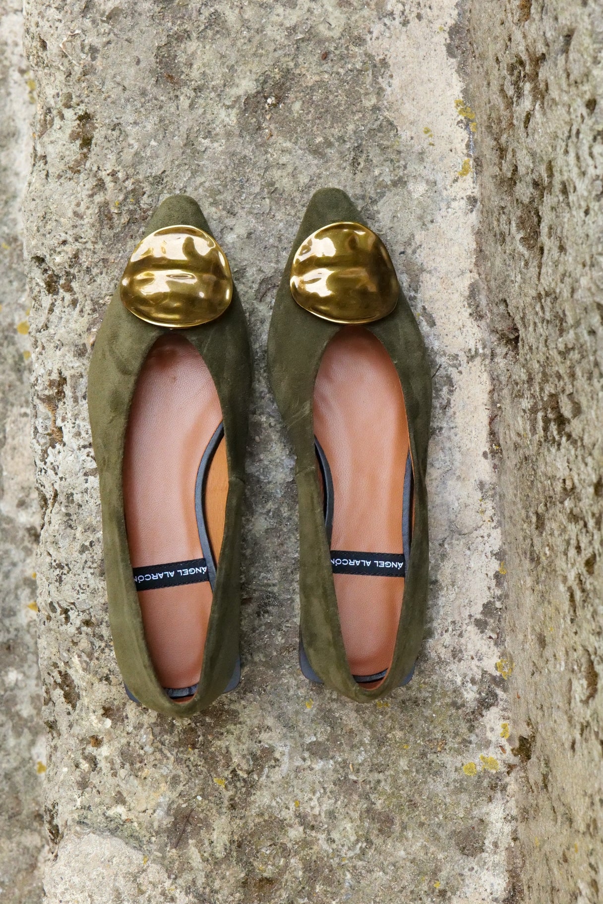 Ballerines Taya en cuir suédé vert foncé Ángel Alarcón