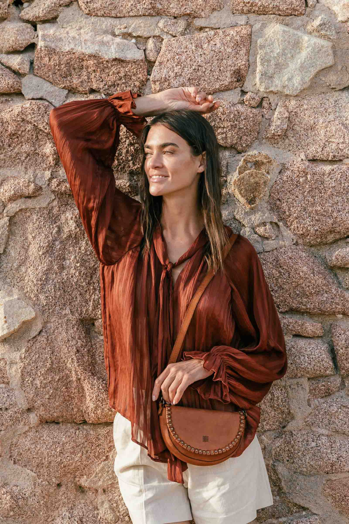 Sac bandoulière Yampa en cuir camel à rabat YAM1L – Biba