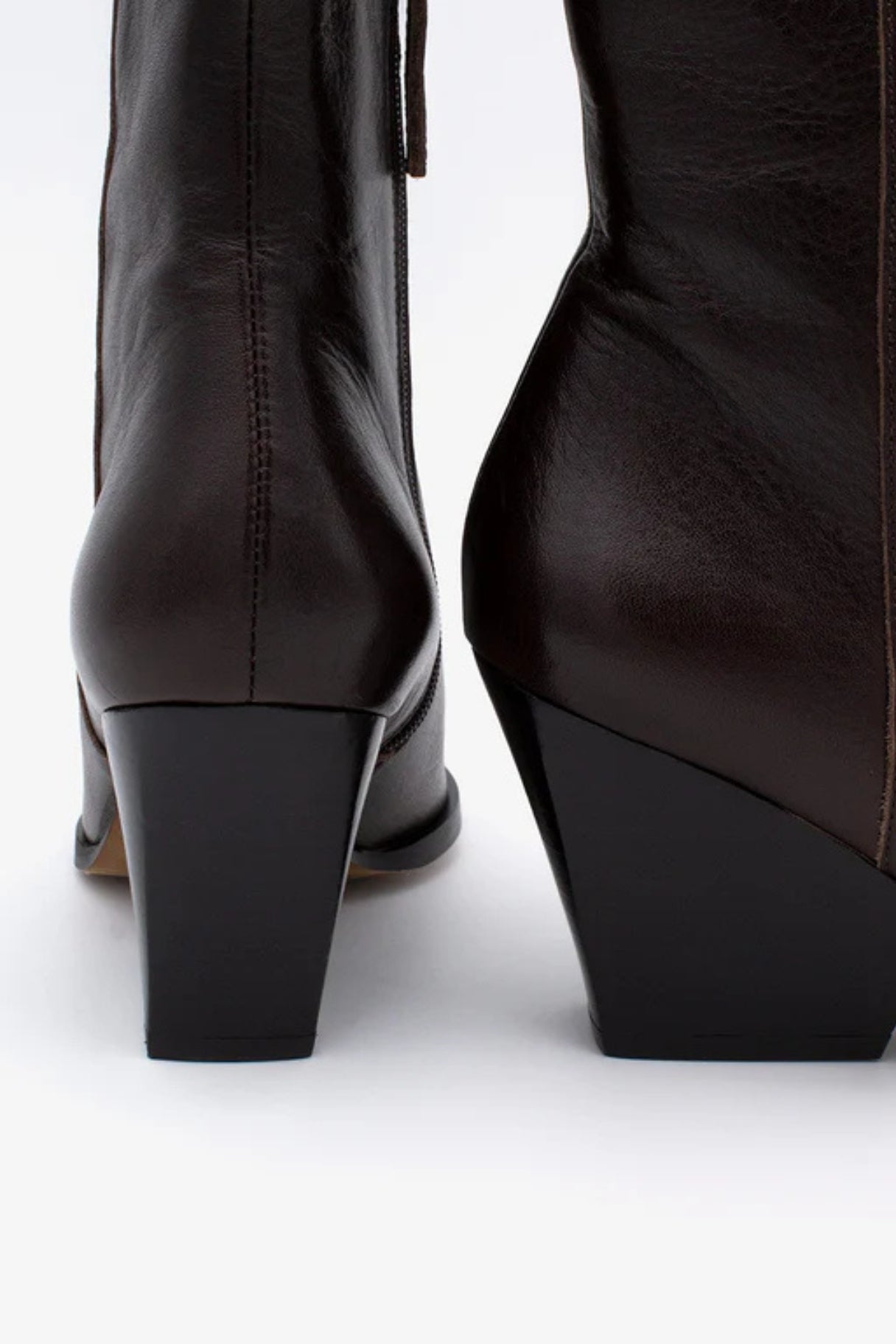 Bottines MIRETTE en cuir naturel marron – Ángel Alarcón