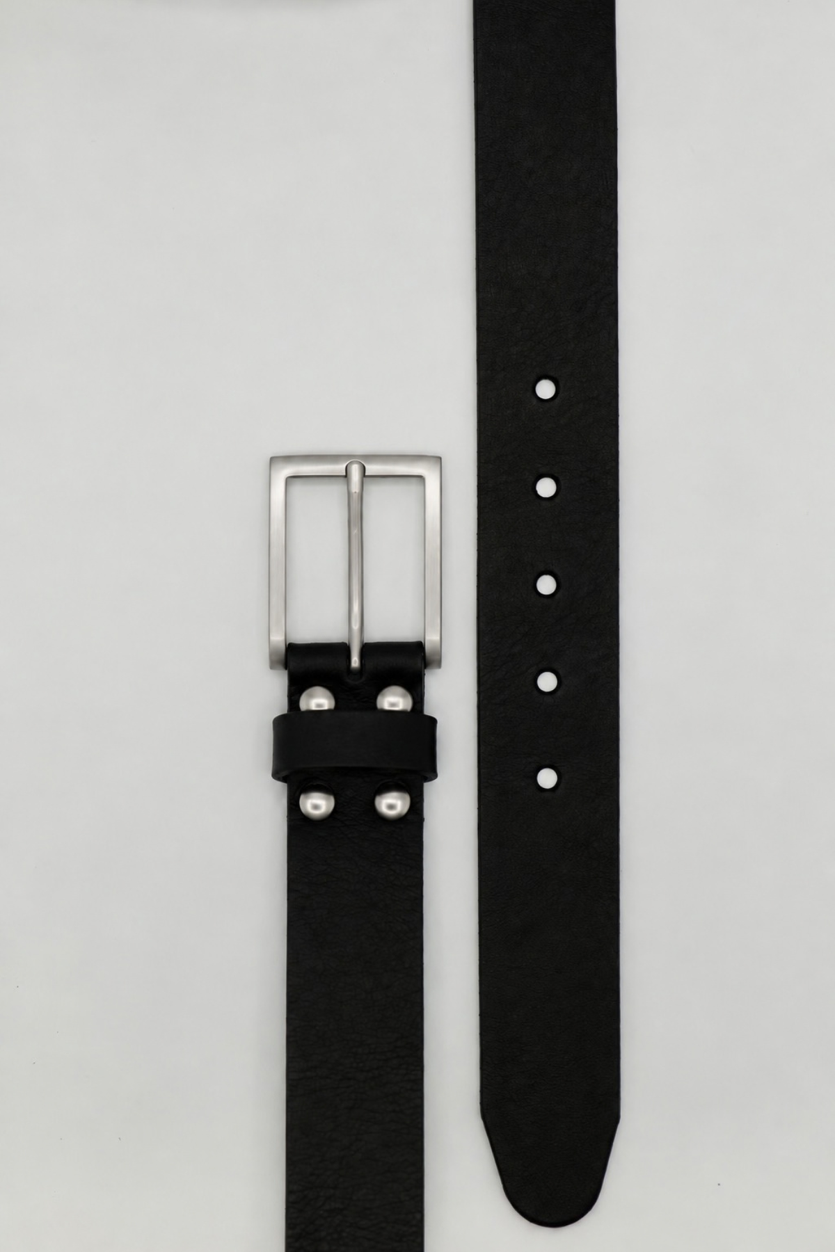 Ceinture homme Roger Atelier Nappa à plat : cuir pleine fleur noir de 3,5 cm, boucle rectangulaire argent brossé