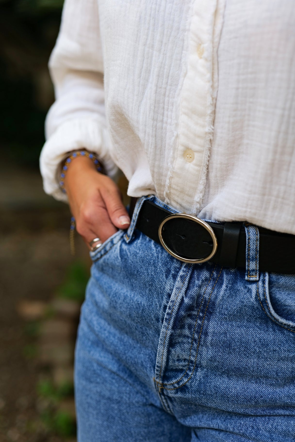 Ceinture artisanale en cuir noir