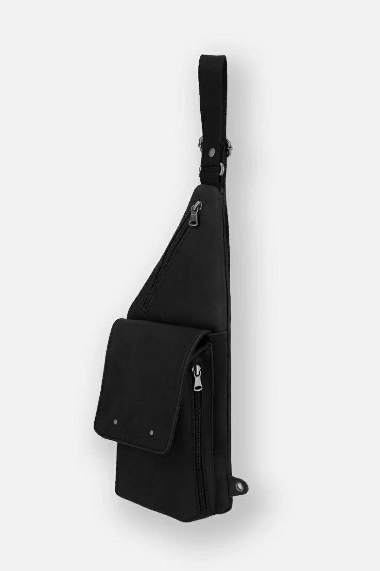 Sling bag vertical Dionysos en cuir aniline noir vue trois quarts avec rabat magnétique