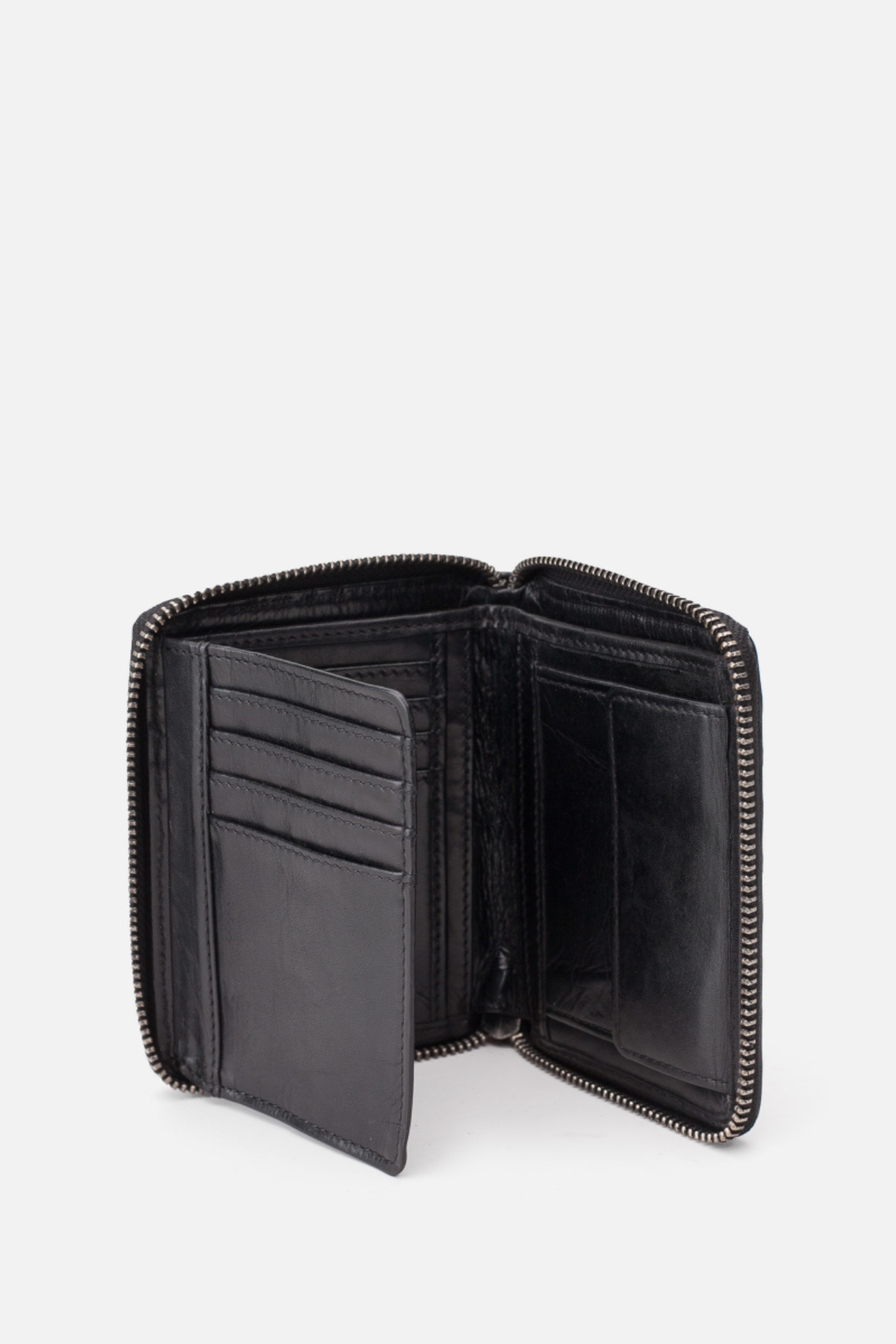 Détail intérieur portefeuille cuir BIBA Moab