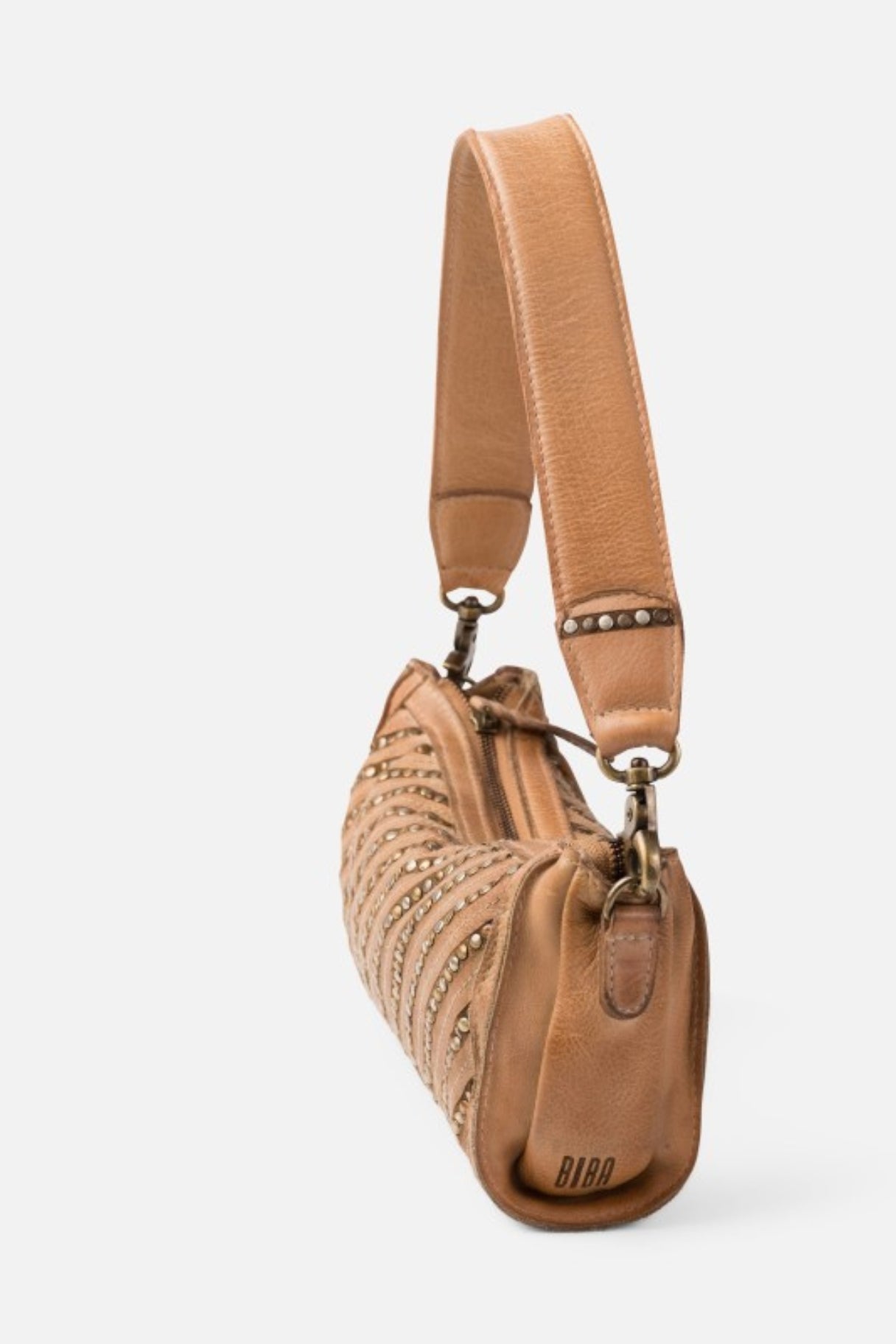 Sac bandoulière clouté Stella vu de côté en cuir souple BIBA