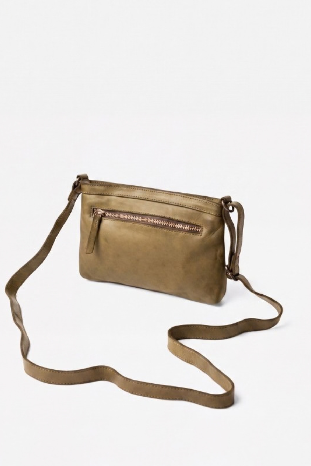Dos du sac Boston Mini Biba kaki avec sa poche zippée extérieure et sa lanière réglable