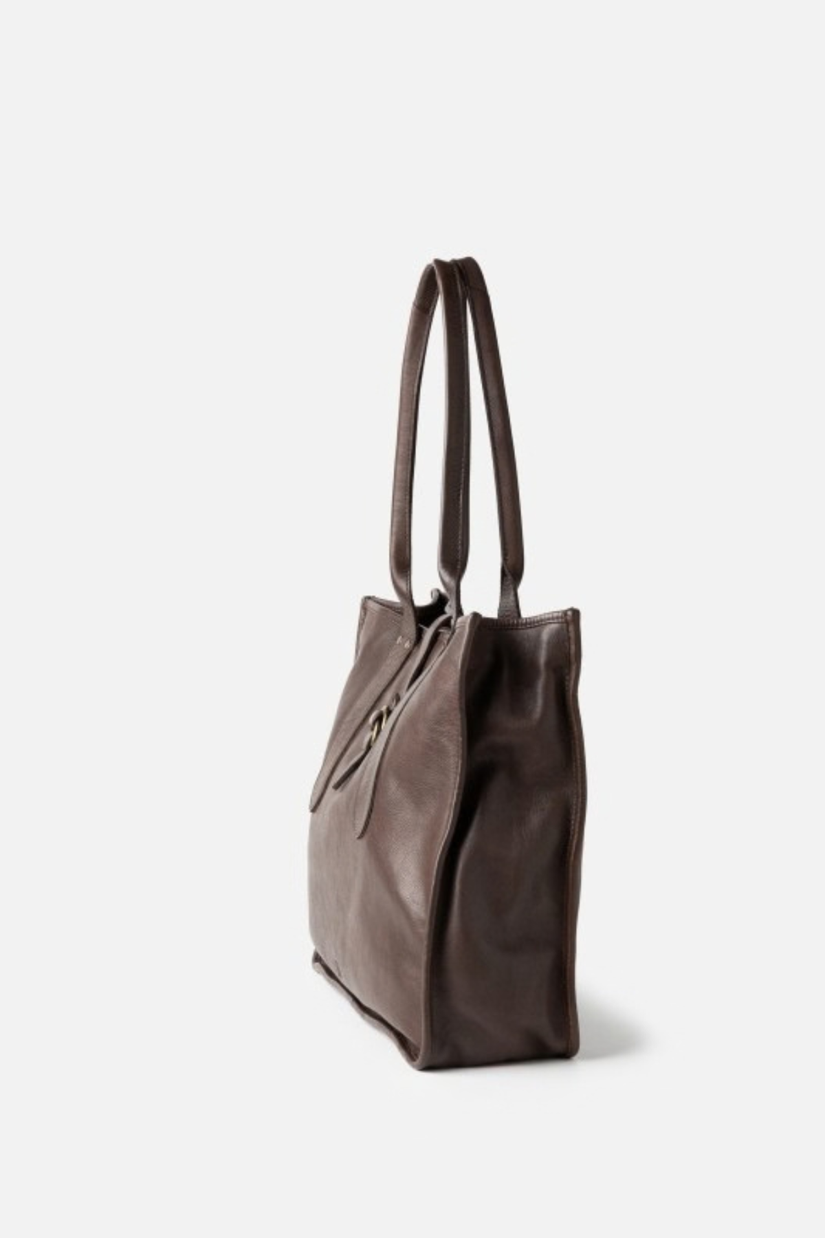 Grand cabas Rushville Biba vu de profil, profondeur 12 cm