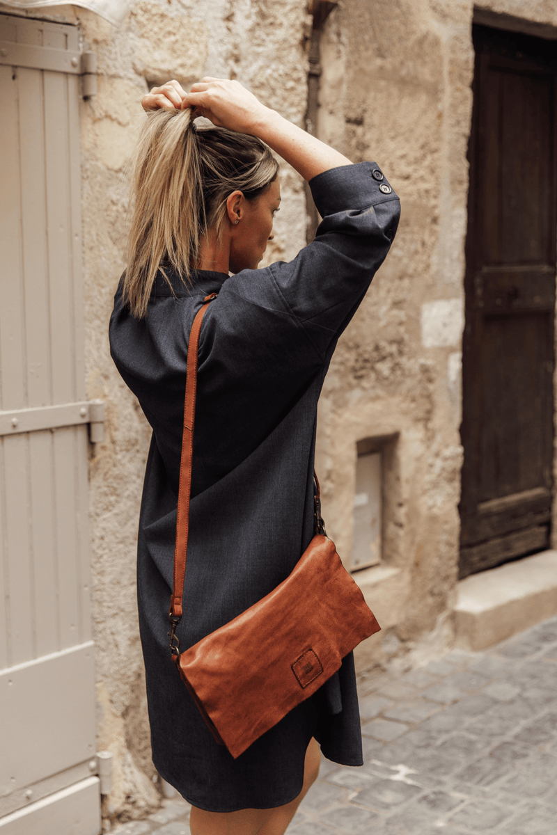 Biba Boston BT5 Sac en bandouli re avec rabat en cuir souple